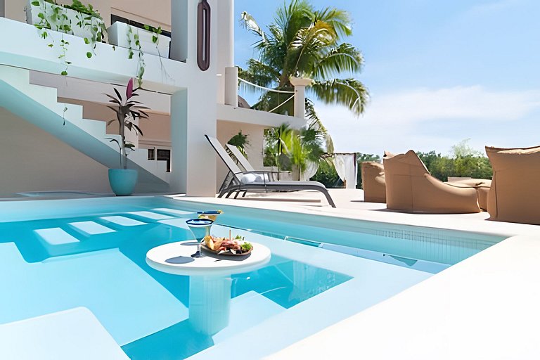 Casa La Torre, Luxury private waterfront villa