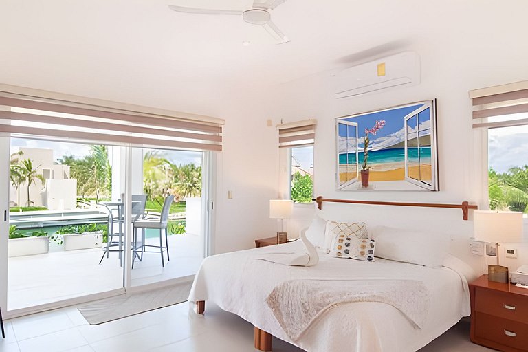 Casa La Torre, Luxury private waterfront villa