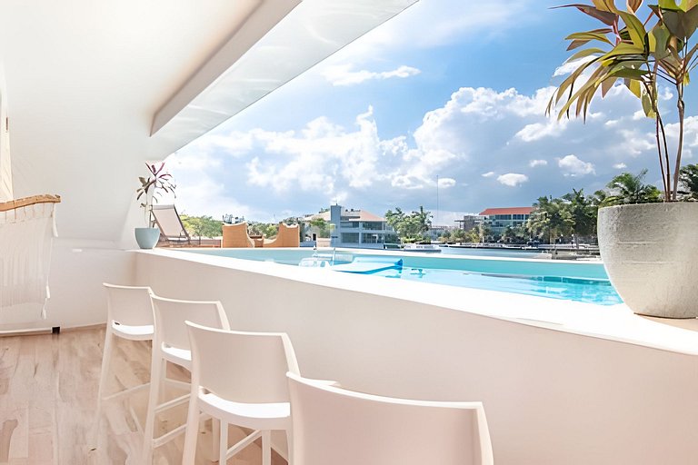 Casa La Torre, Luxury private waterfront villa