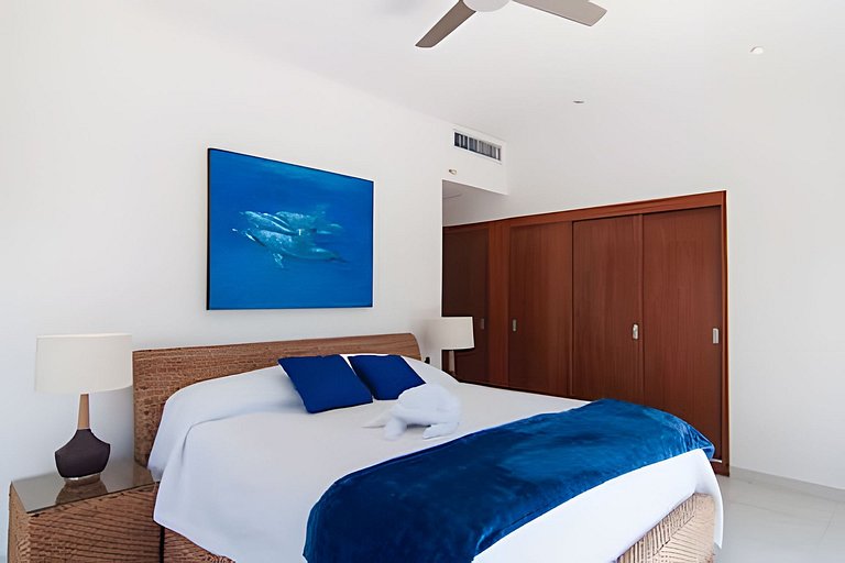 Casa La Torre, Luxury private waterfront villa