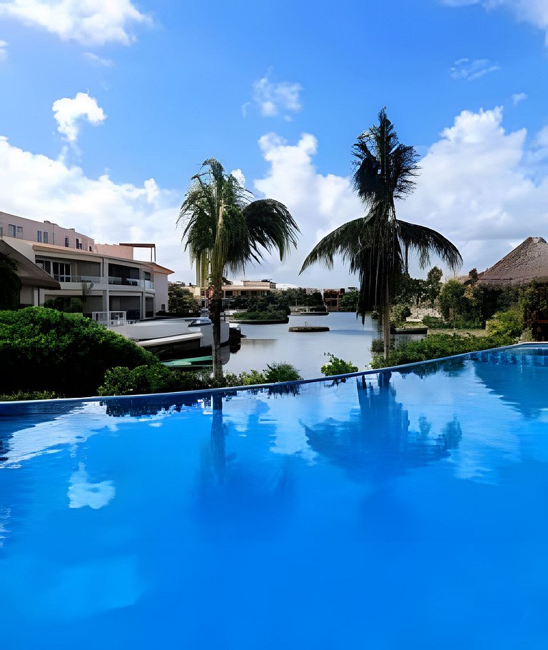 Joyol Ha 107, Lagoon view, 3-min walk to Beach