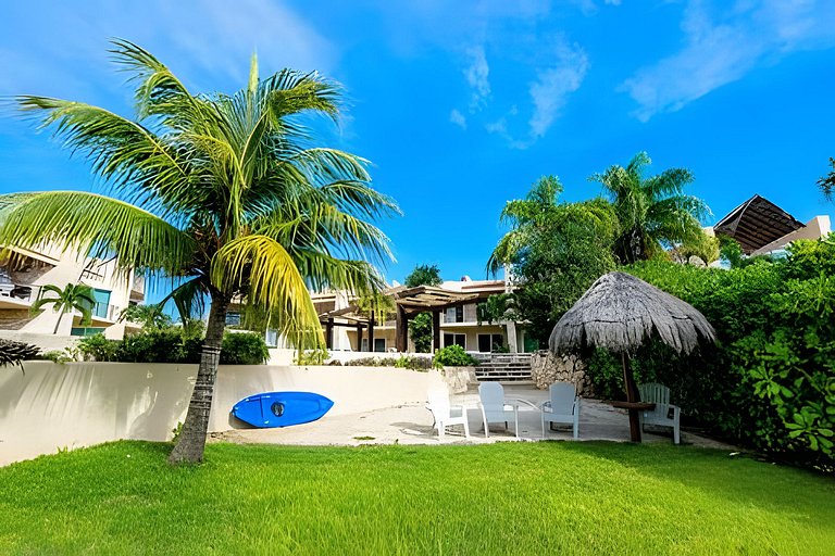 Joyol Ha 107, Lagoon view, 3-min walk to Beach