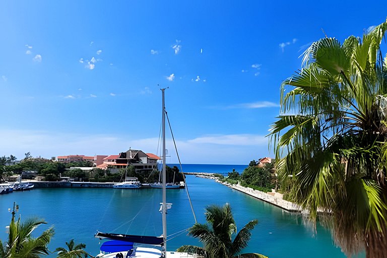 Chac Hal Al - Beach front