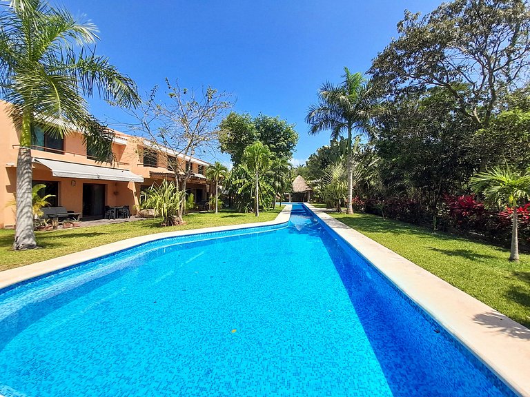 Bohemian Village, House in Puerto Aventuras