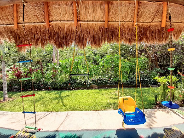 Bohemian Village, House in Puerto Aventuras