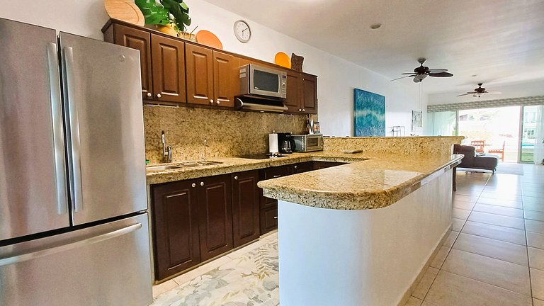 Bay Blue, 2BR on the Lagoon, next to the beach.