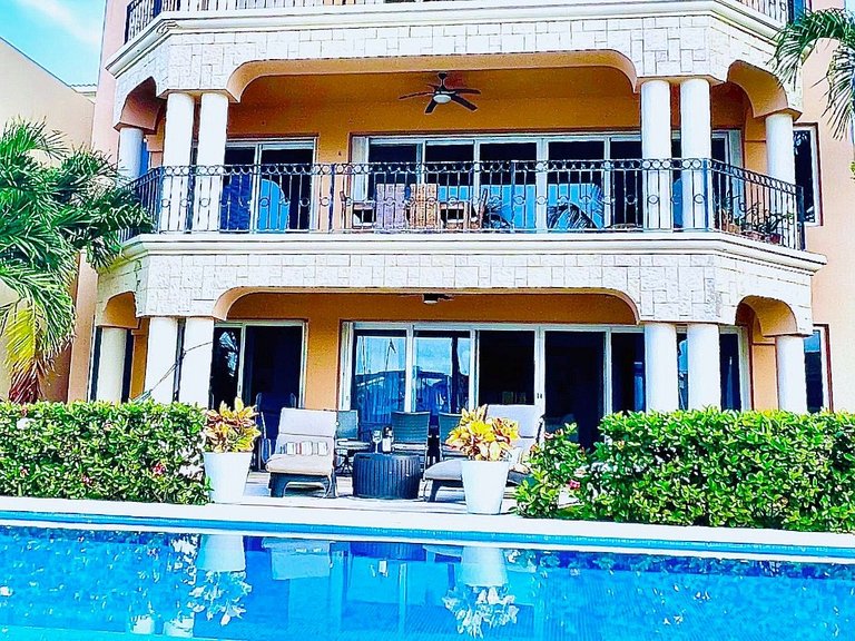 Casa Del Soleil with amazing marina view