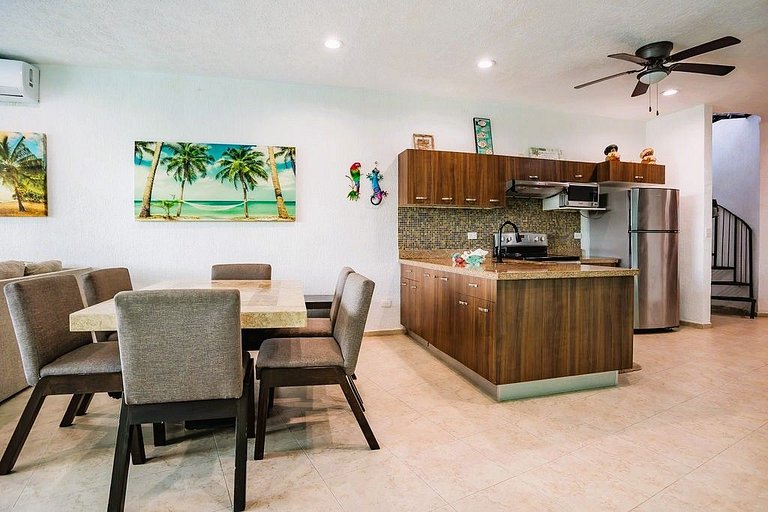 Gorgeous 3 Bd on Lagoon and only 250 ft from beach