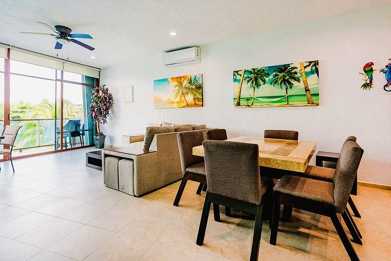 Gorgeous 3 Bd on Lagoon and only 250 ft from beach