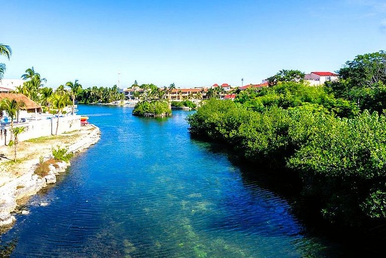 Gorgeous 3 Bd on Lagoon and only 250 ft from beach