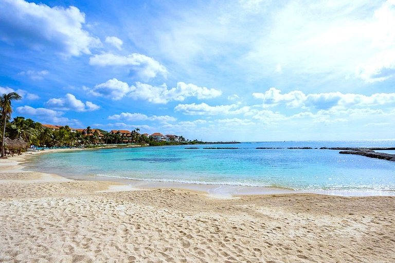Gorgeous 3 Bd on Lagoon and only 250 ft from beach